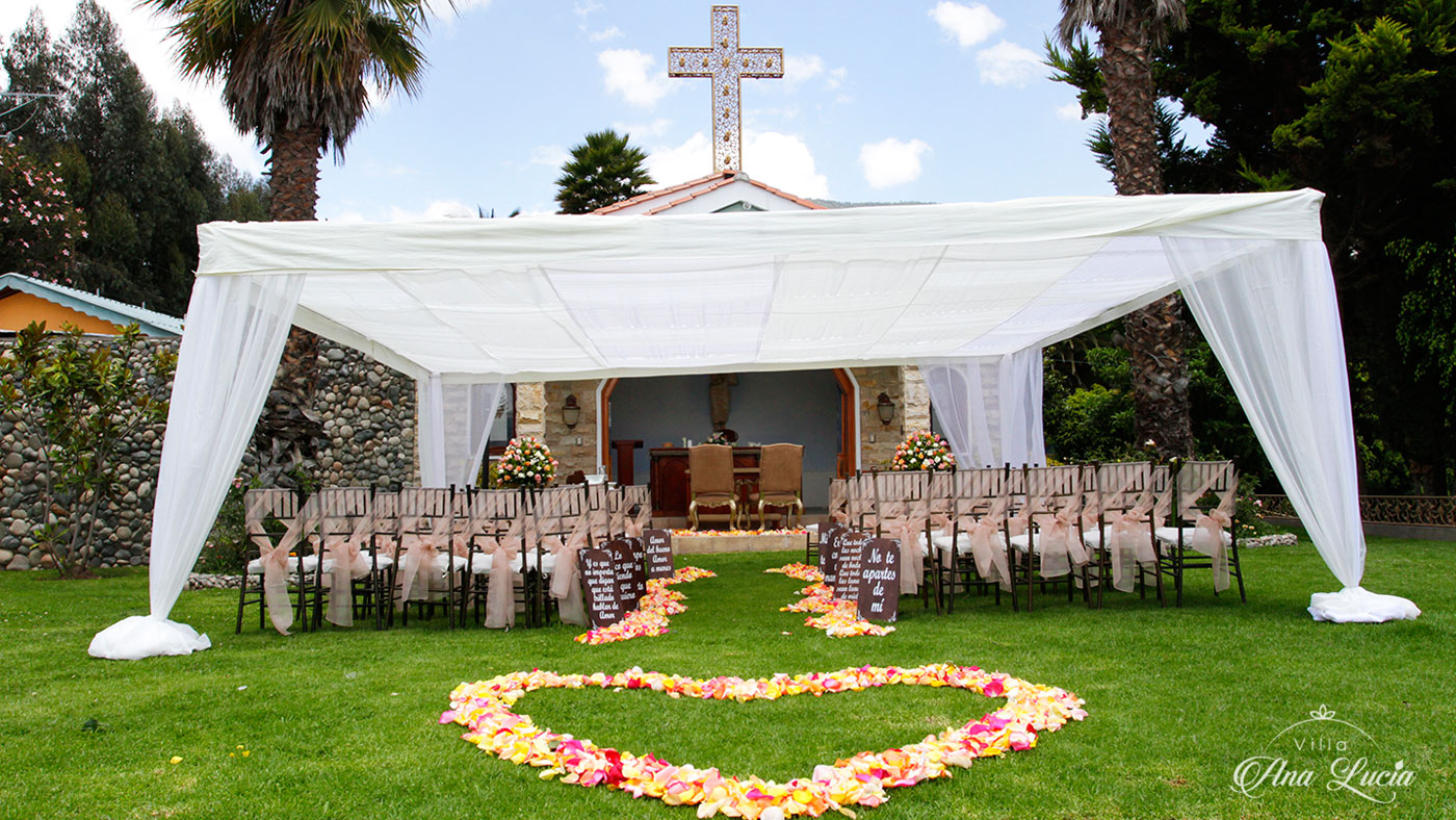 capilla-ceremonia-religiosa-quinta-villa-ana-lucia-quito-ecuador-bodas-quito-eventos-quito